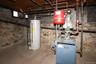 Basement, heating/hot water