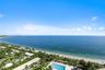 Resort lifestyle, sandy beaches in Key Biscayne