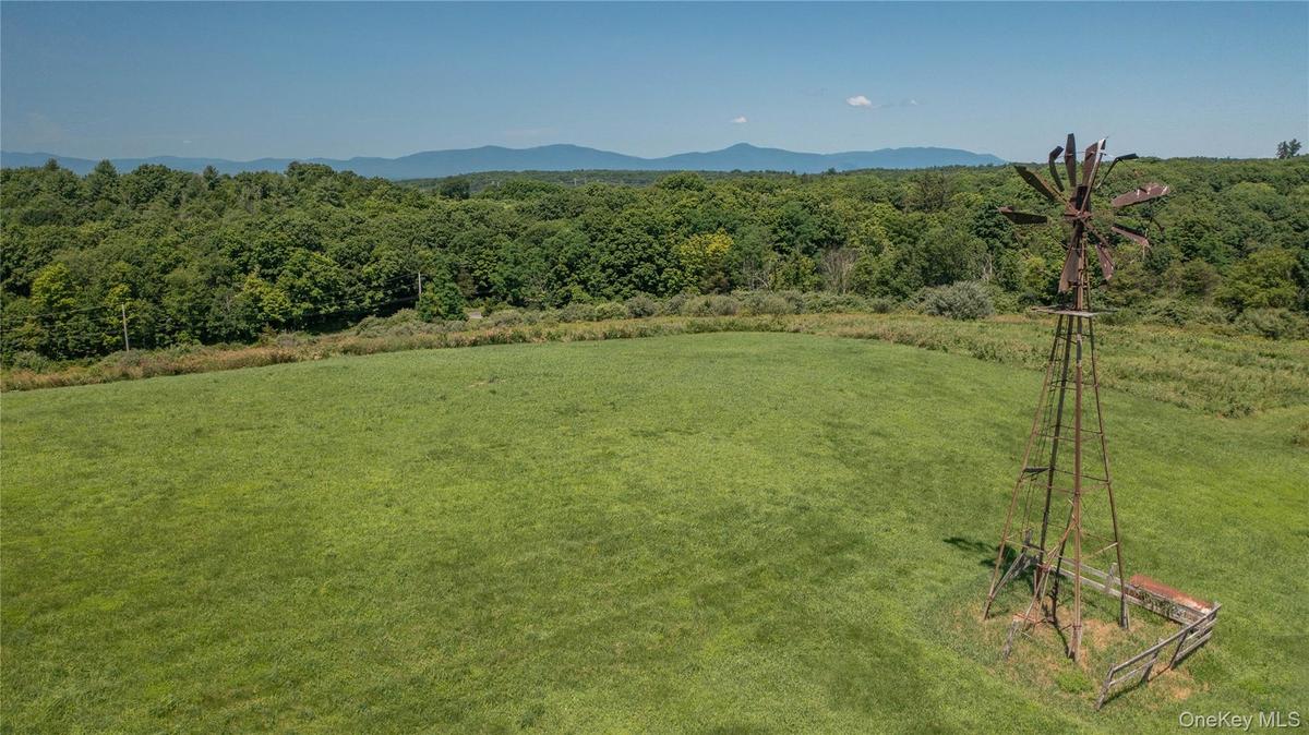 Old Windmill marks the appprox siting for a future residence