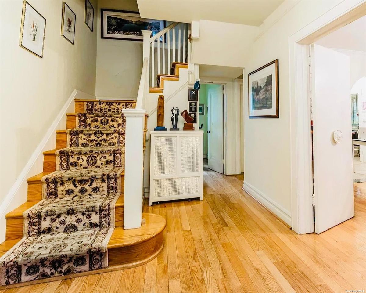 entrance foyer