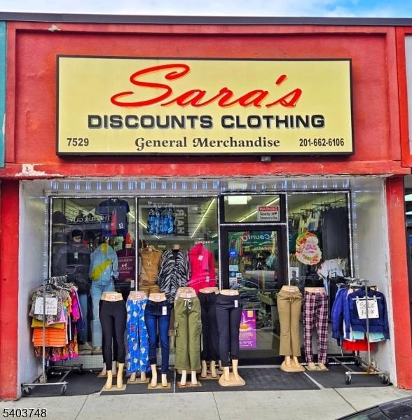 STORE FRONT