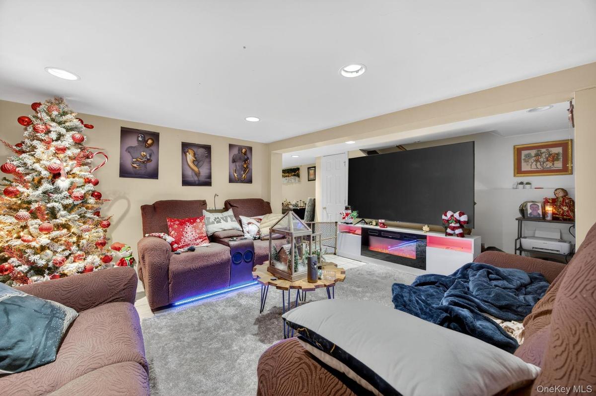 Living room featuring recessed lighting