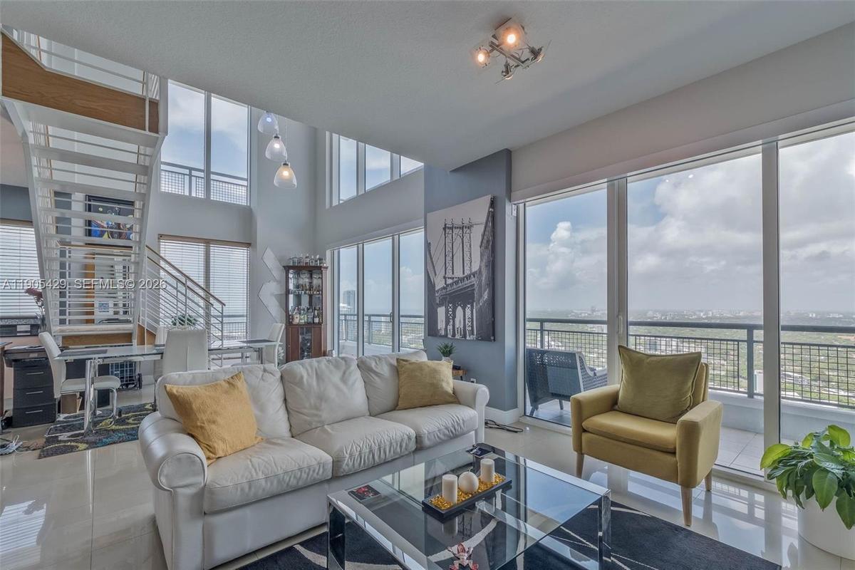 Desirable "01" line in the Infinity building. Corner unit !Ready to move in. 2 balconies...one balcony above the other.