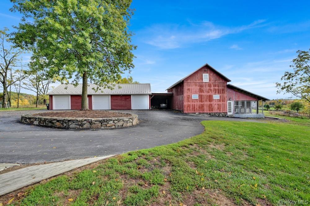 Barn with 3 Car Garage