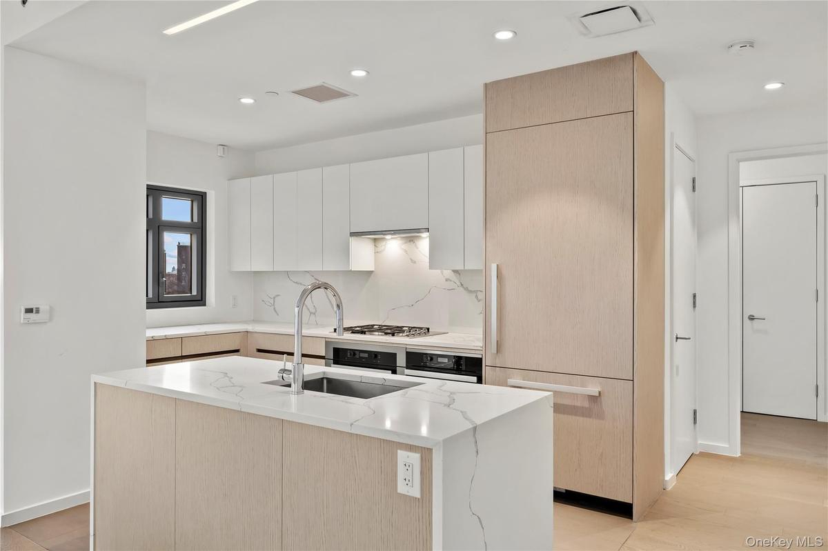 Kitchen with Island