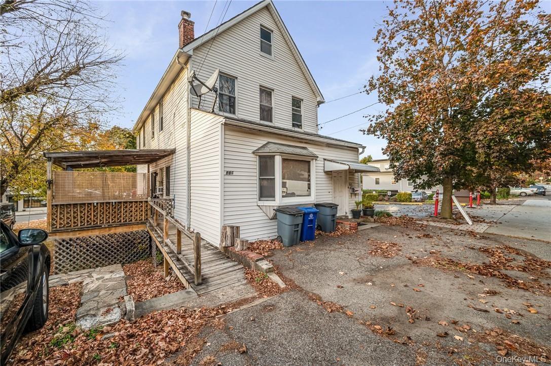 View of property exterior