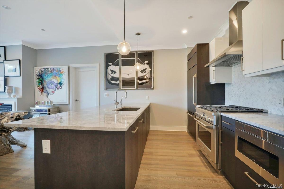 Gourmet Kitchen