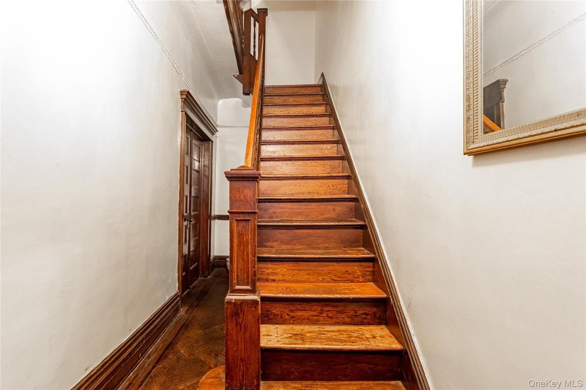 Staircase with baseboards