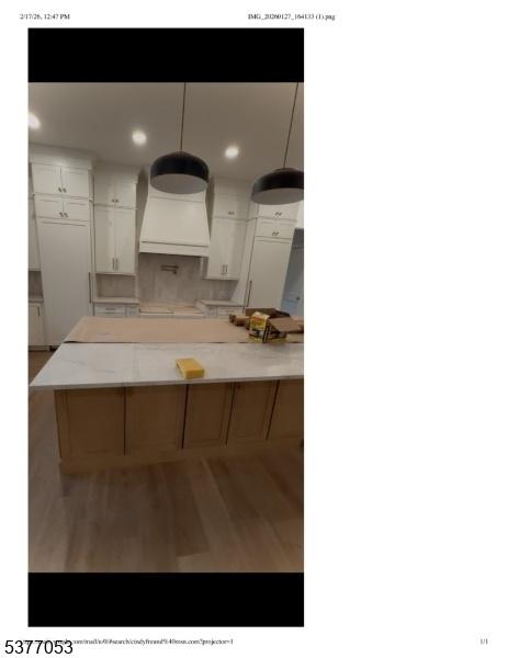 A glimpse-comparable kitchen