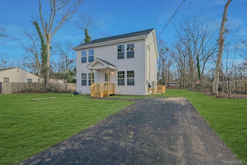 View of front of home with driveway