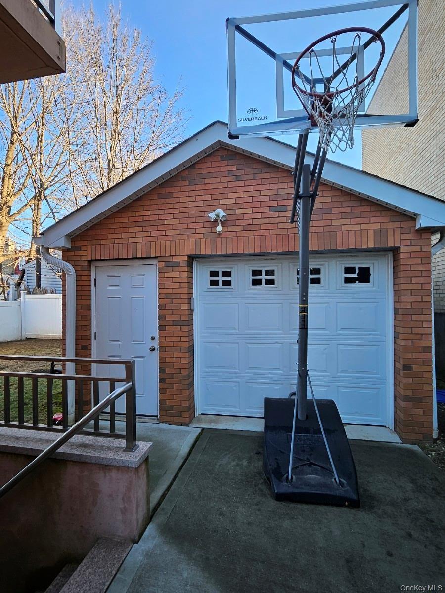 1.5 car garages.