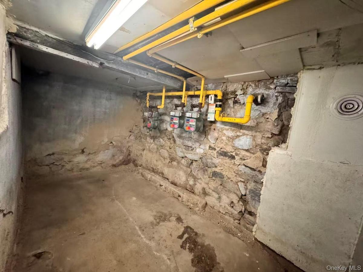 Utility room featuring gas meter