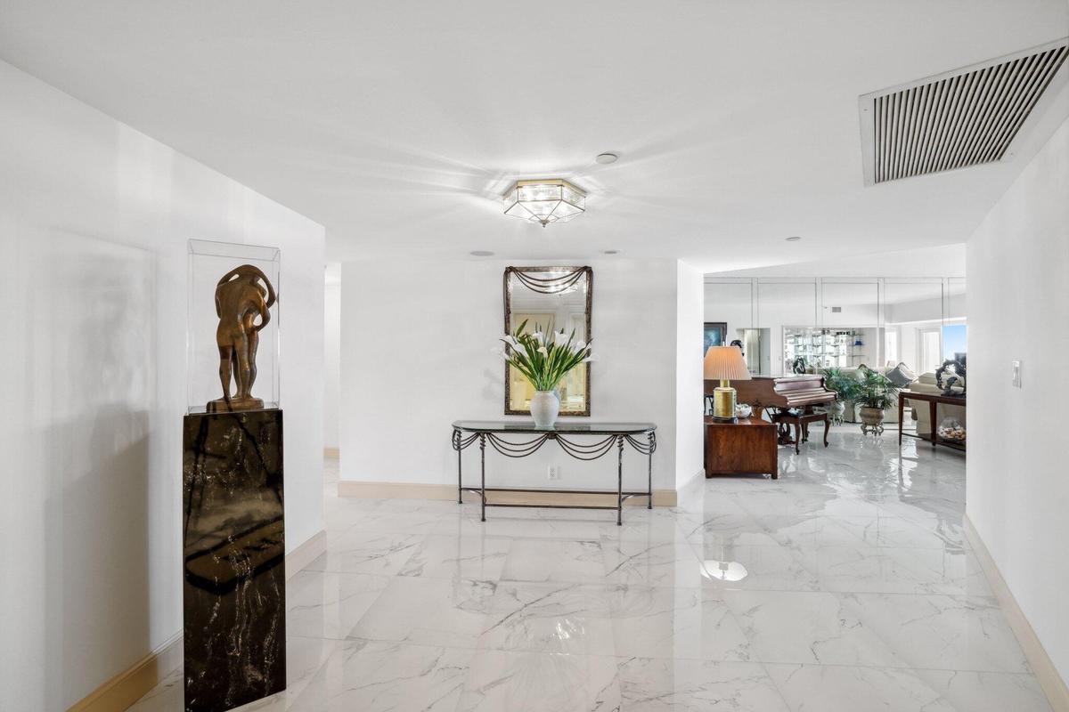 Large Entry Foyer