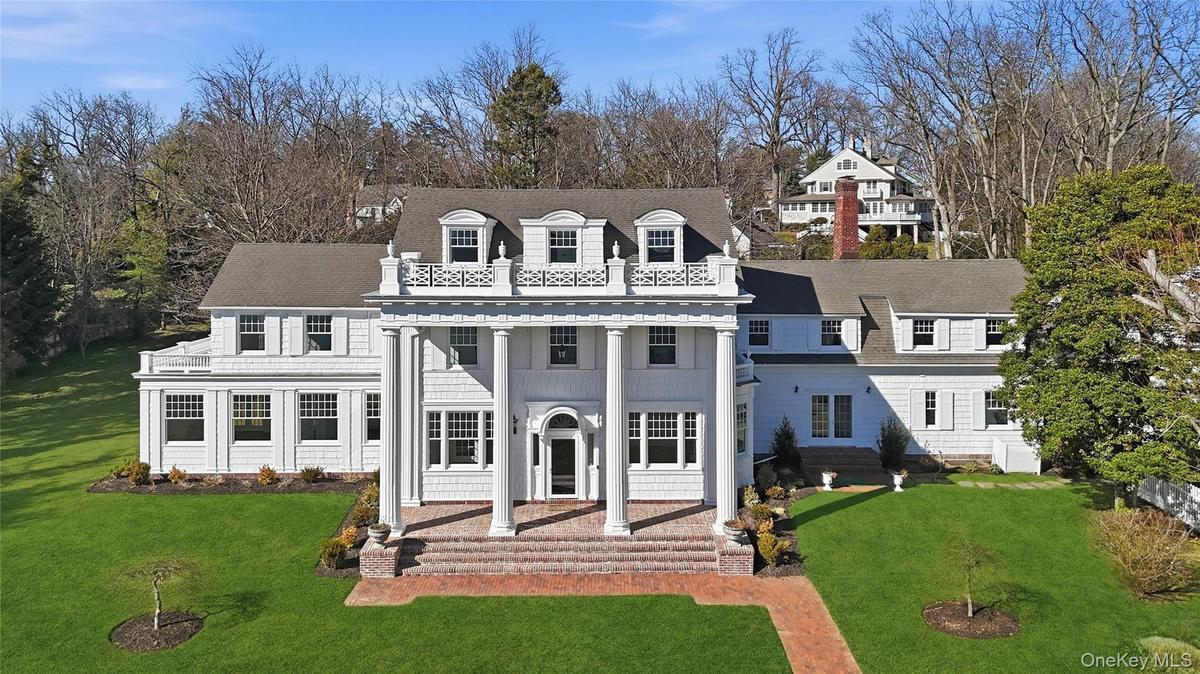Turn of the Century Georgian Manor Home