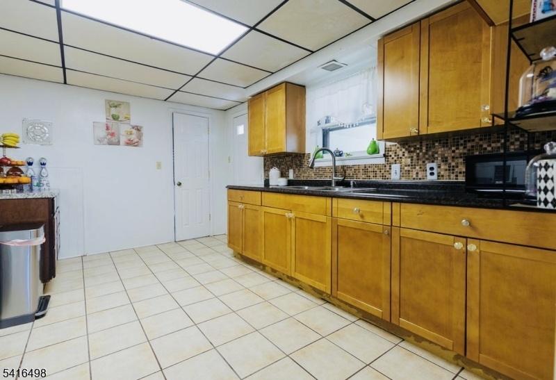 Gallery kitchen