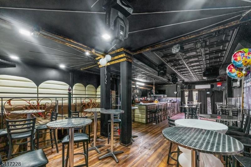 Bar/Lounge