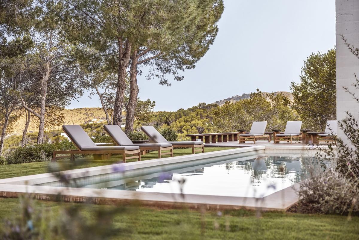 Villa Sands to rent in Ibiza - Garden & Swimming Pool