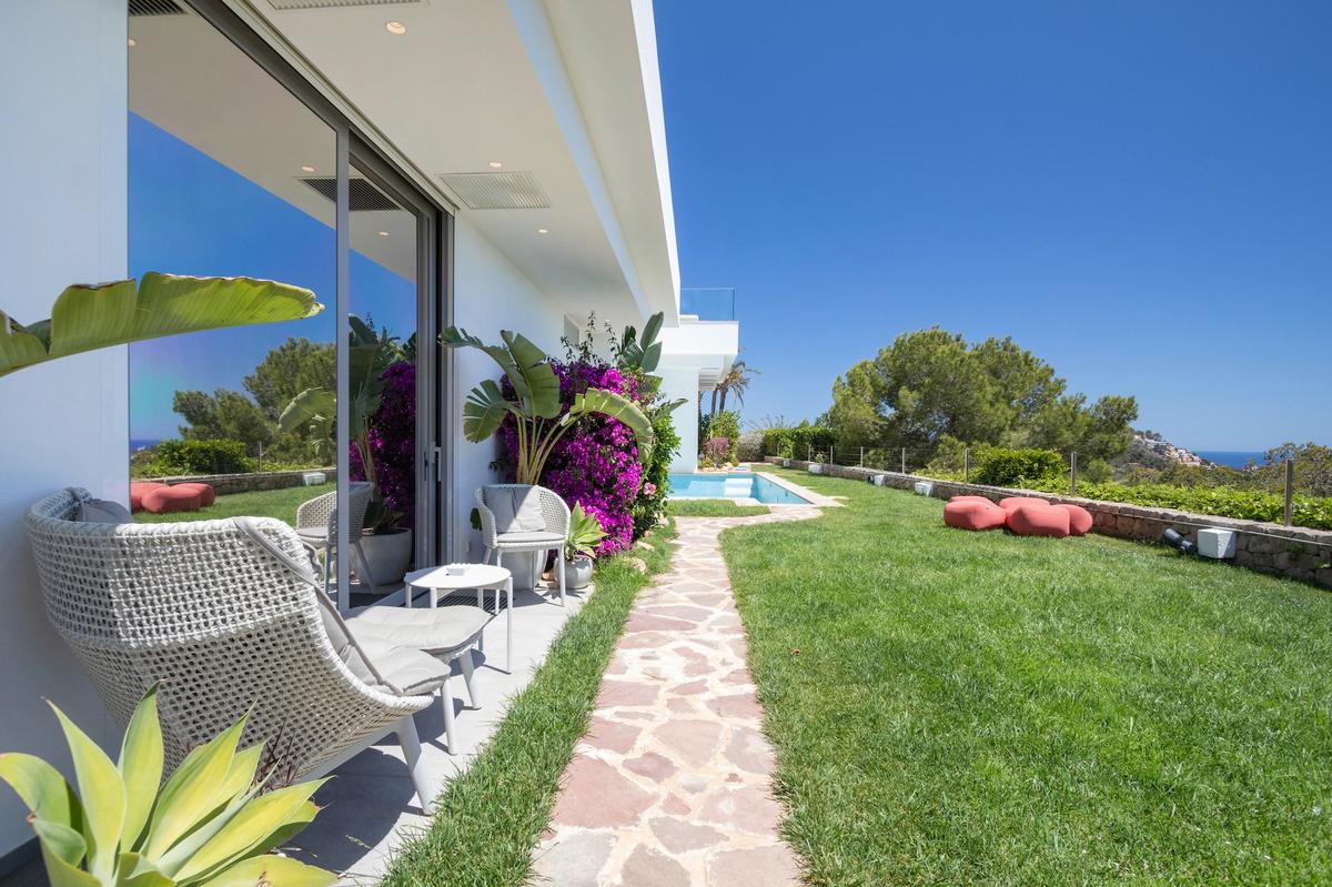 Villa Vantus to rent in Ibiza - Garden