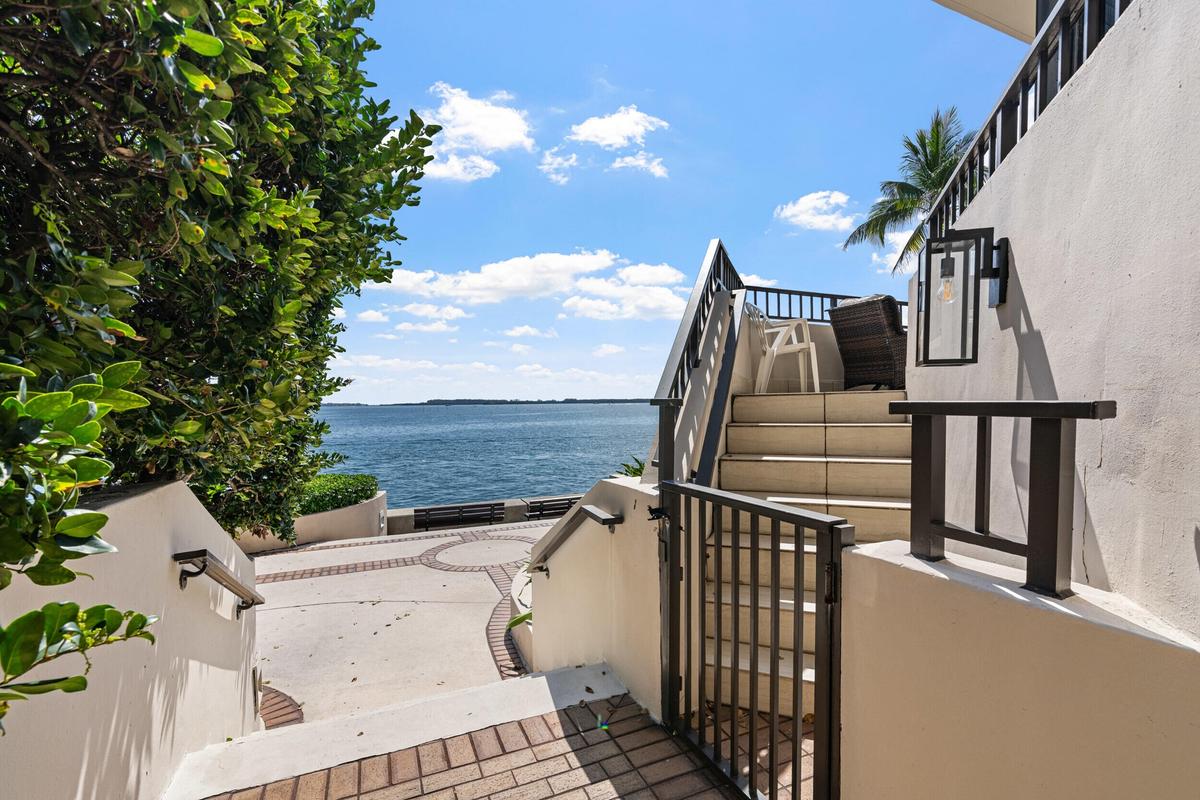 Exterior Entrance to Unit