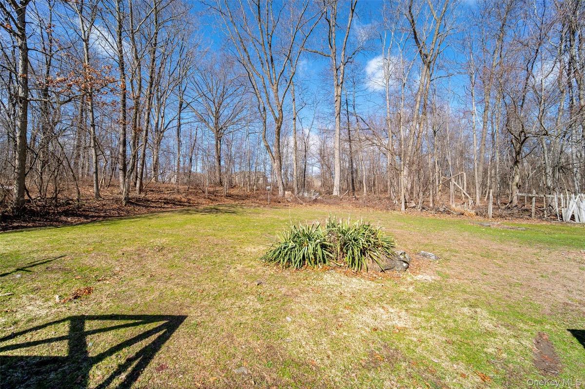 Duplex sits on 1.40 acres of ressidential property.