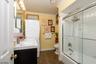 Full Bathroom (Apartment)