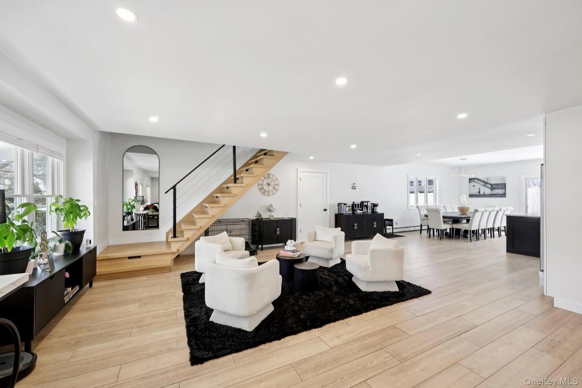 Open Floorplan and sitting room
