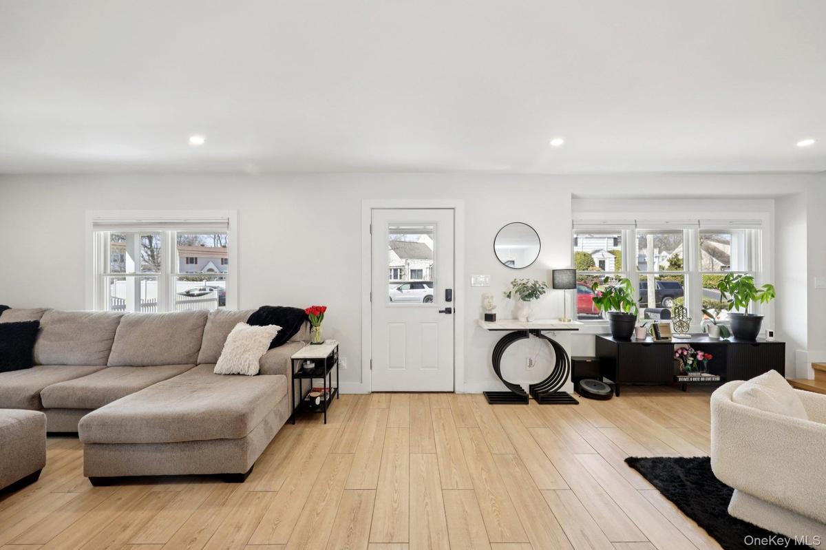 Bright entry way
