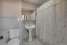1st floor bathroom with Jacuzzi