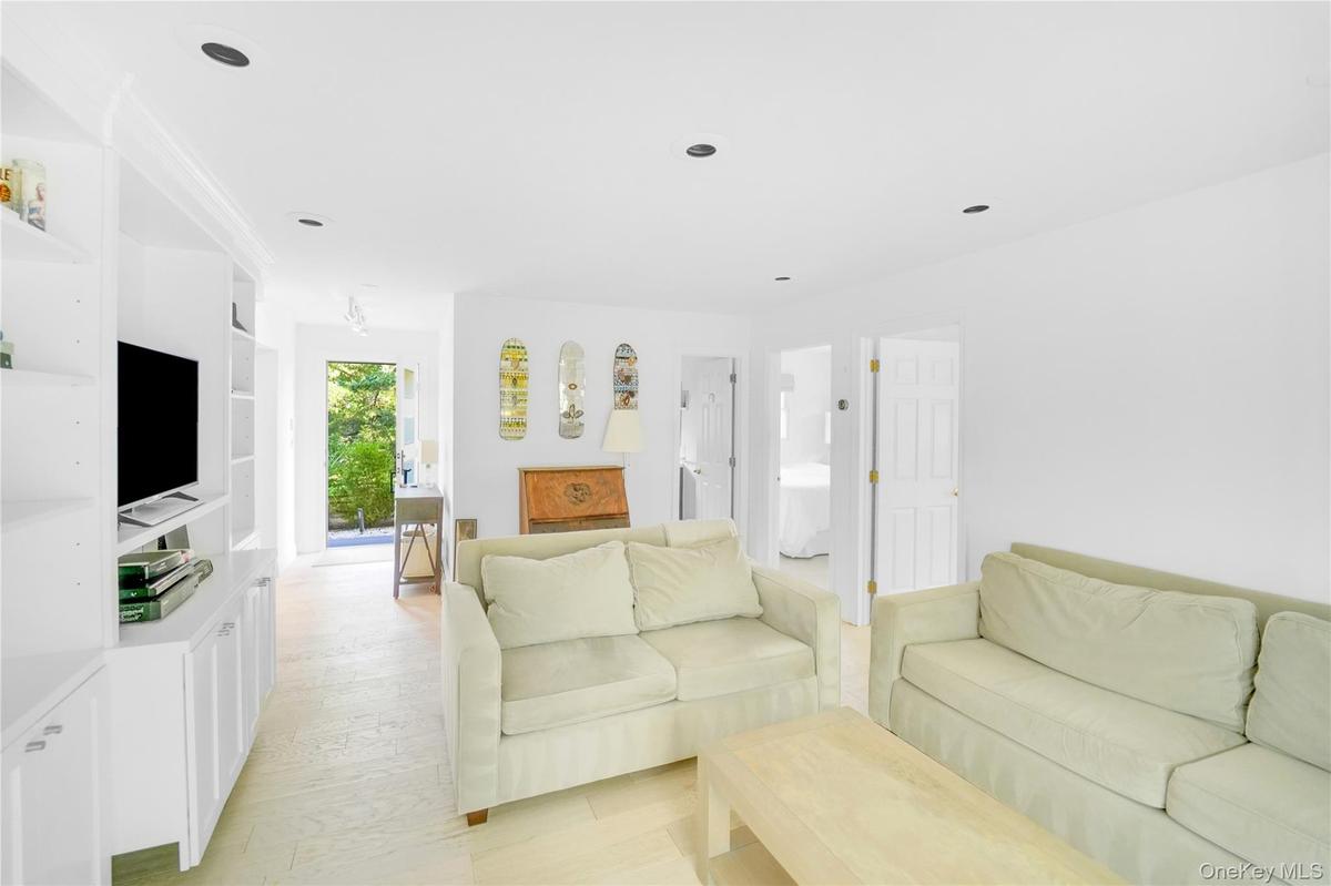 1st Floor Living Room