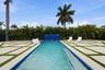 Let's start at the pool !