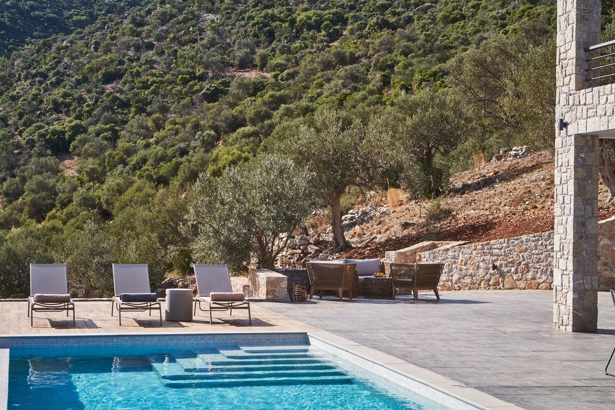 Nafplio Blue Villa for rent in Nafplio - Swimming Pool & Sunbeds