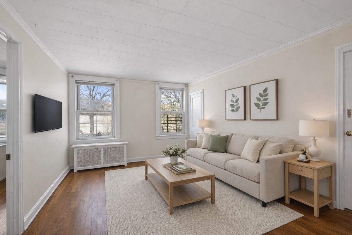2nd Floor Living Room