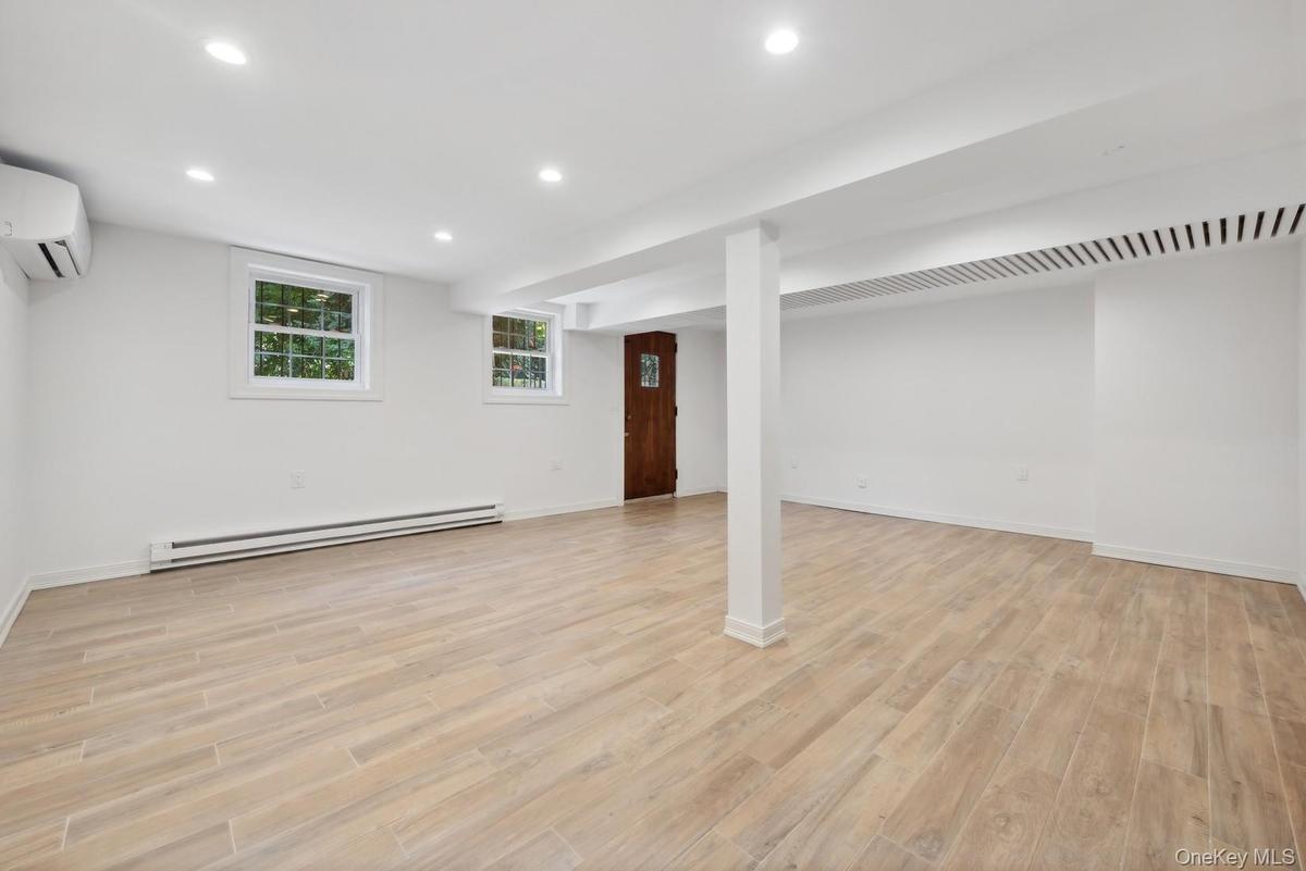 Studio Apt /3rd Bedroom / Family Room