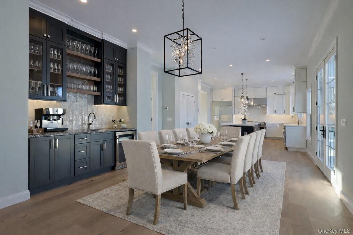 Virtually staged builder sample photo; for illustrative purposes only, finishes and layout may vary.