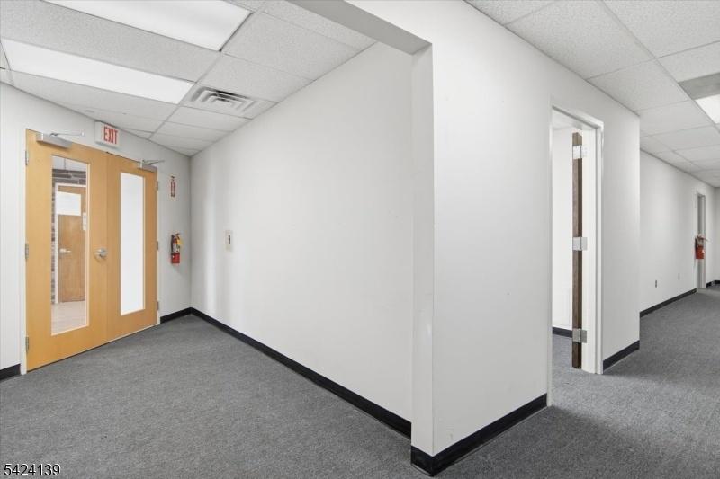 LARGE DOUBLE DOORS