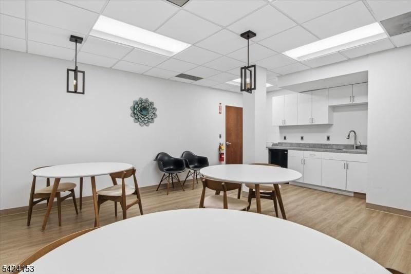 COMMON KITCHEN 3RD FLOOR