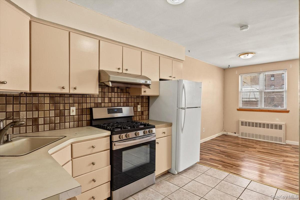 2nd Fl Kitchen