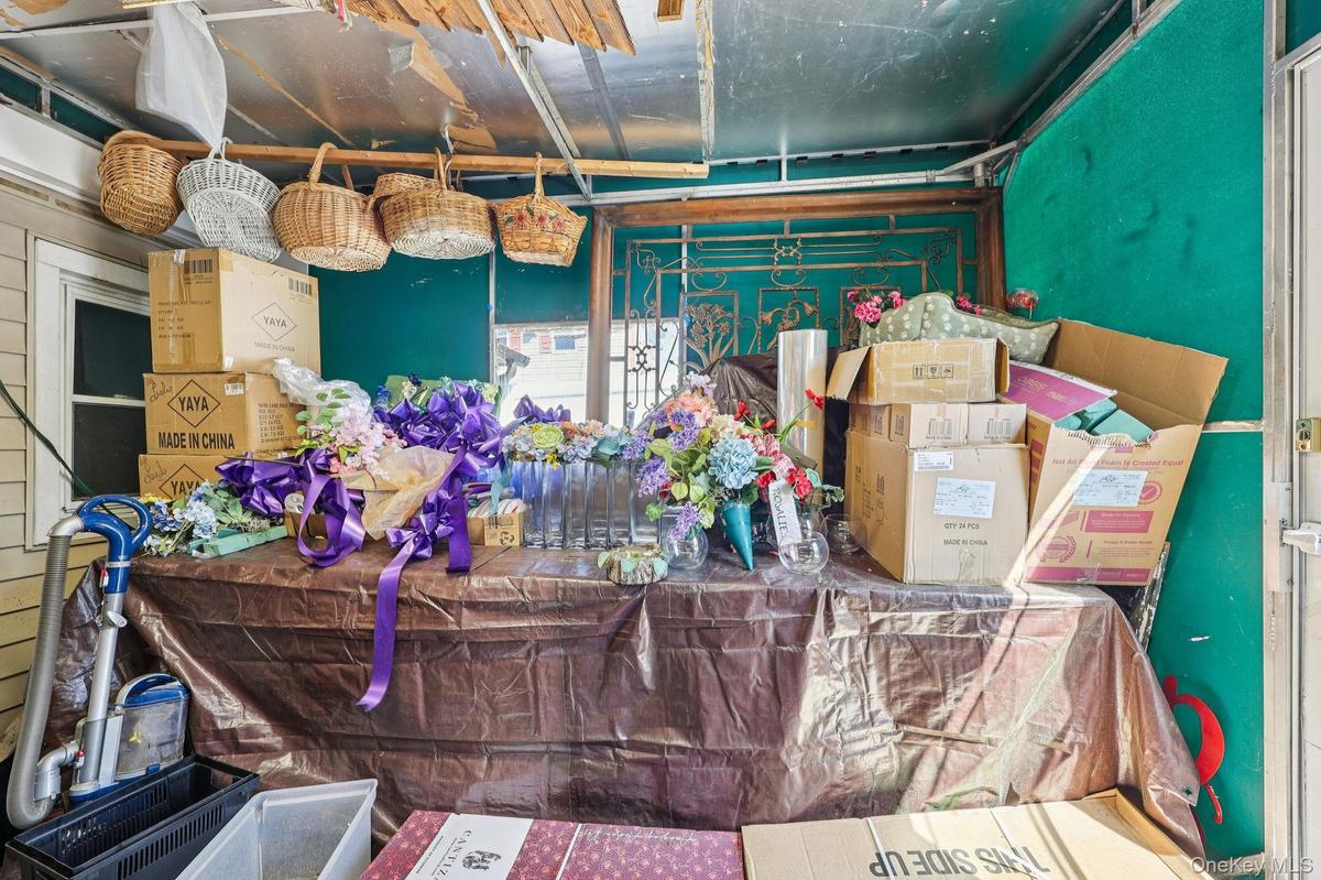 Back storage area