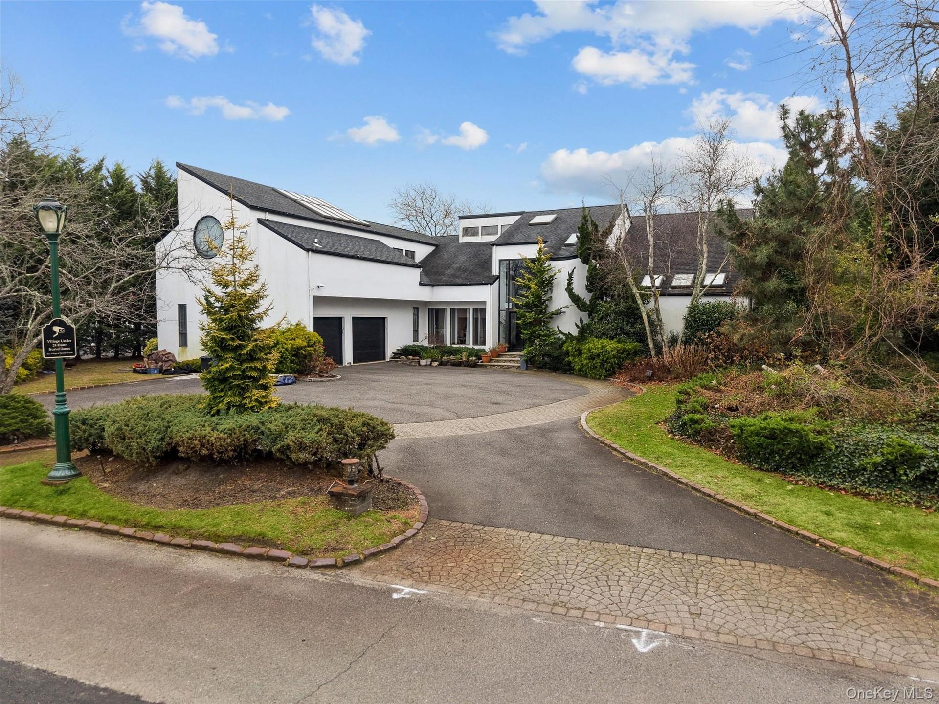 CONTEMPORARY OVER 5300 SQFT