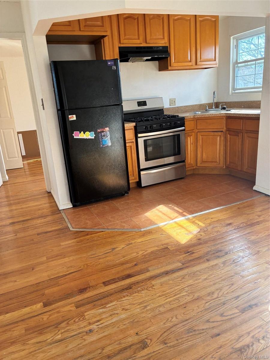 2nd floor - windowed kitchen