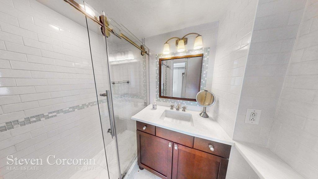 Bath Vanity 