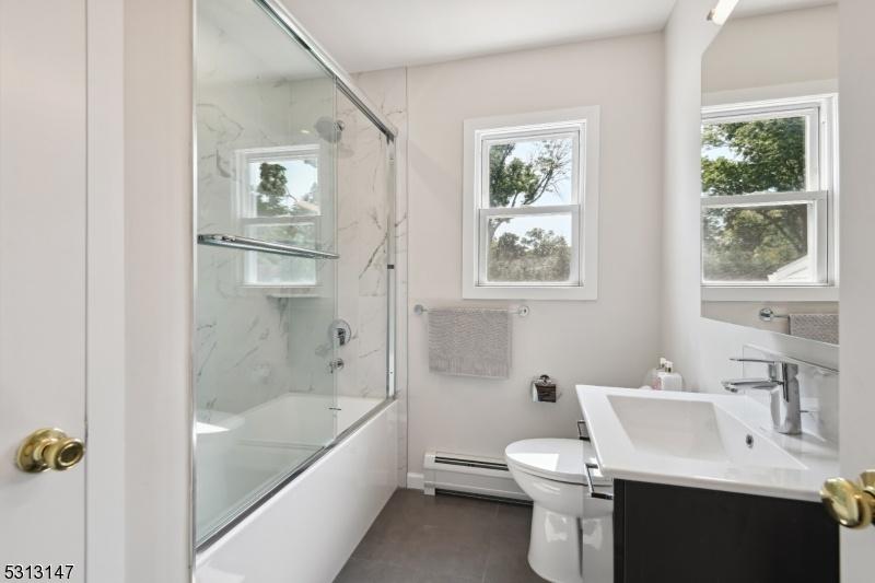 STUNNING NEW BATHROOM