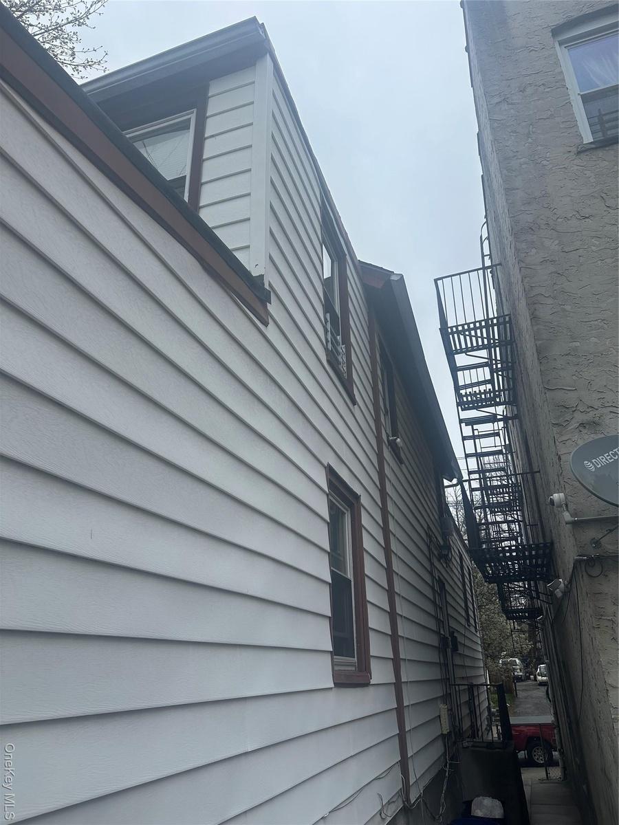 View of property exterior