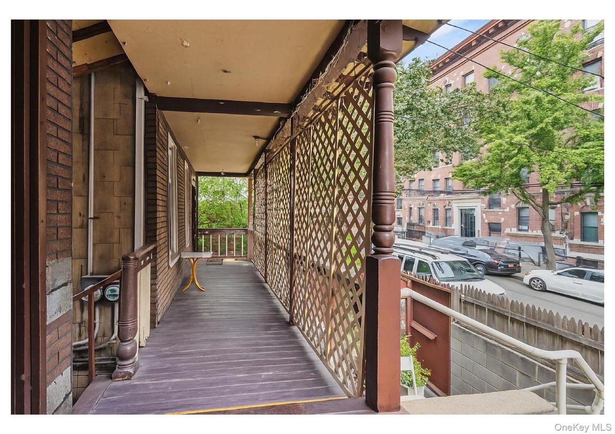 Porch Facing West