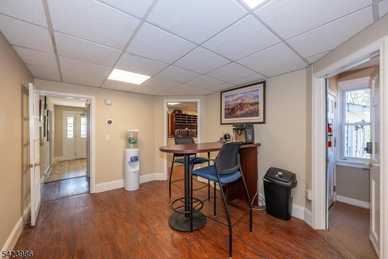 1st fl common area