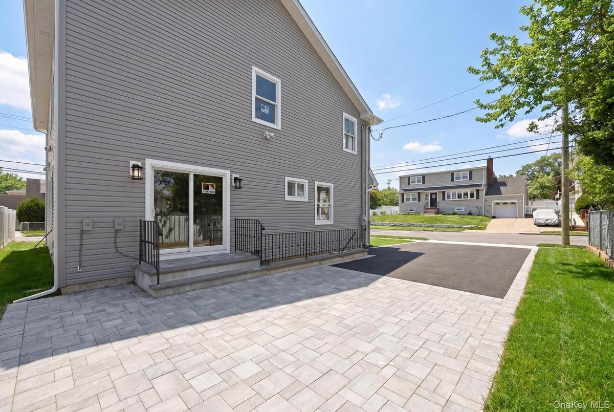 side yard