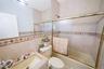 Full Bathroom, located at 1st floor
