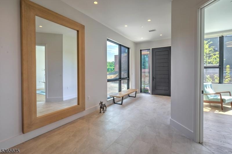 Spacious Foyer