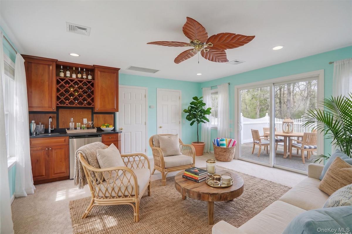 Virtually Staged Pool House