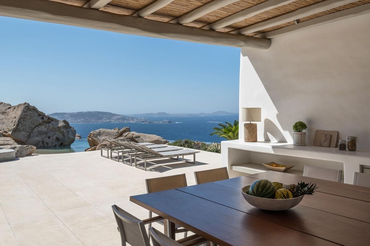 Villa Nema for Rent in Mykonos | Al-Fresco Dining 